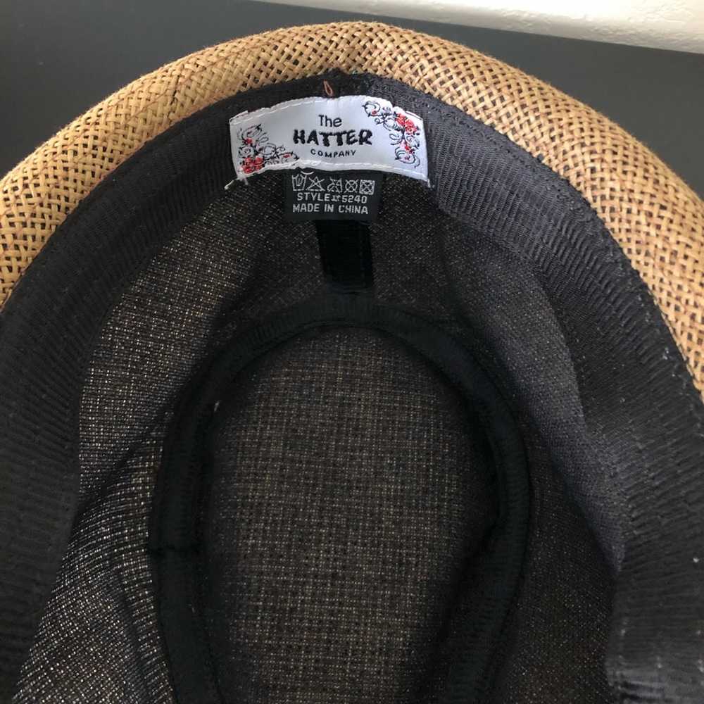 Hat - Picture 4 of 4